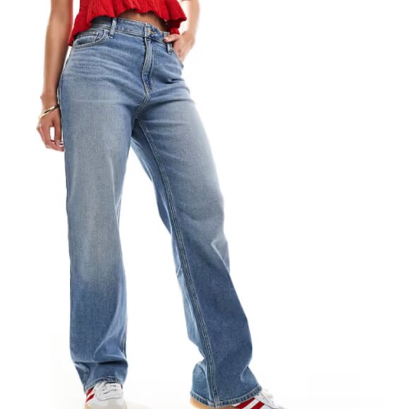 Hollister Medium Wash Ultra High-Rise Dad Jean Vintage Stretch - Picture 1 of 5